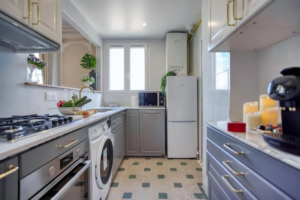 아파트 Parisian Gem: Heart Of The Latin Quarter- 2br Lift