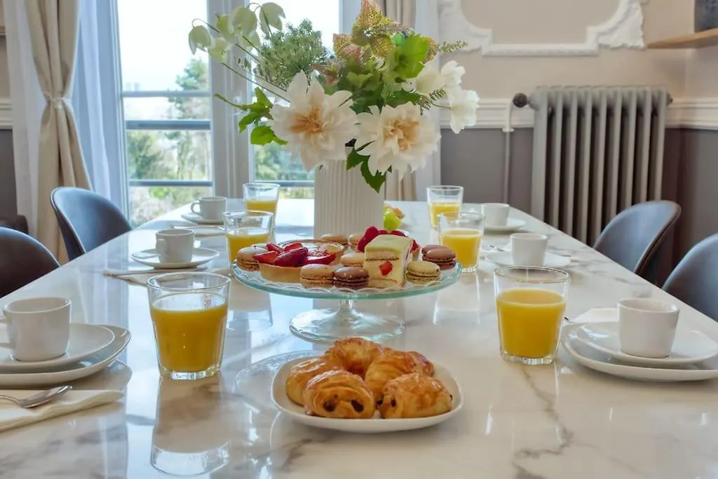Apartamento Parisian Gem: Heart Of The Latin Quarter- 2br Lift París