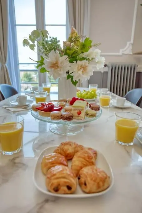 Apartment Parisian Gem: Heart Of The Latin Quarter- 2br Lift