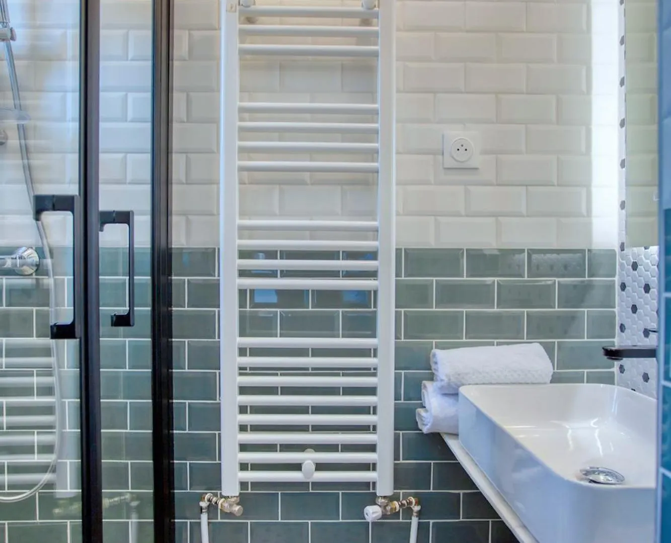 Parisian Gem: Heart Of The Latin Quarter- 2br Lift París